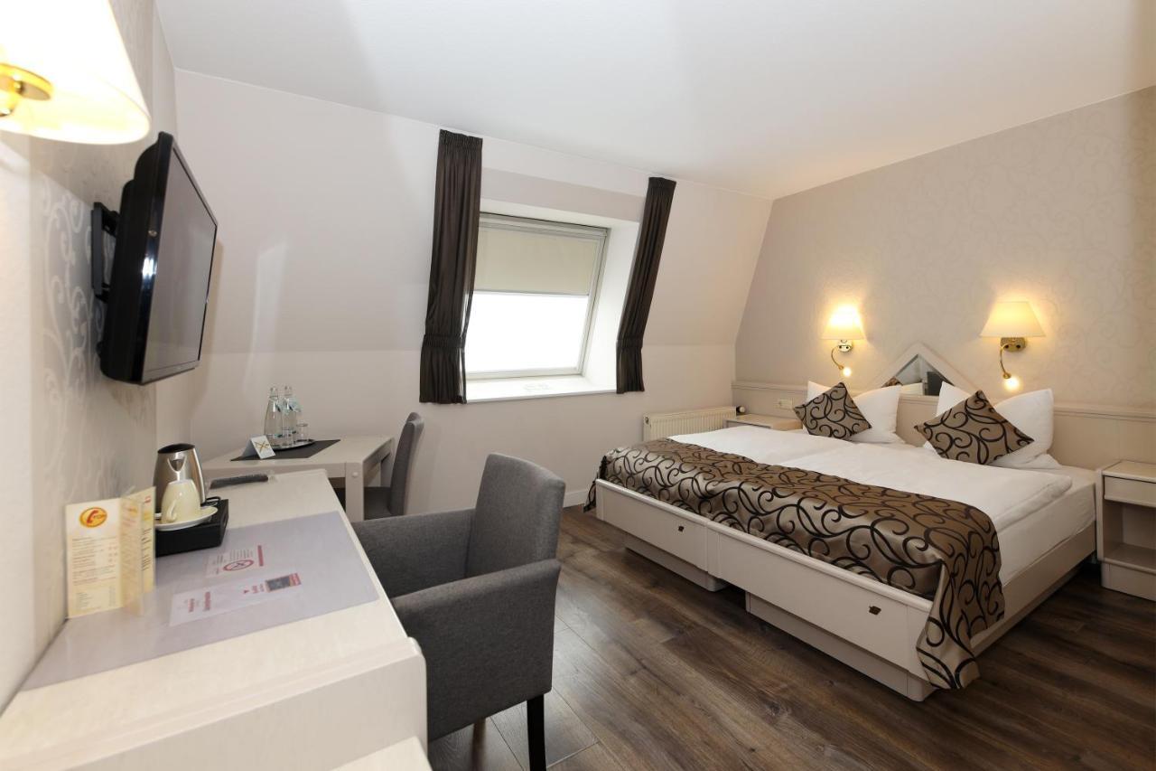 Maerkischer Hof Hotel 3*