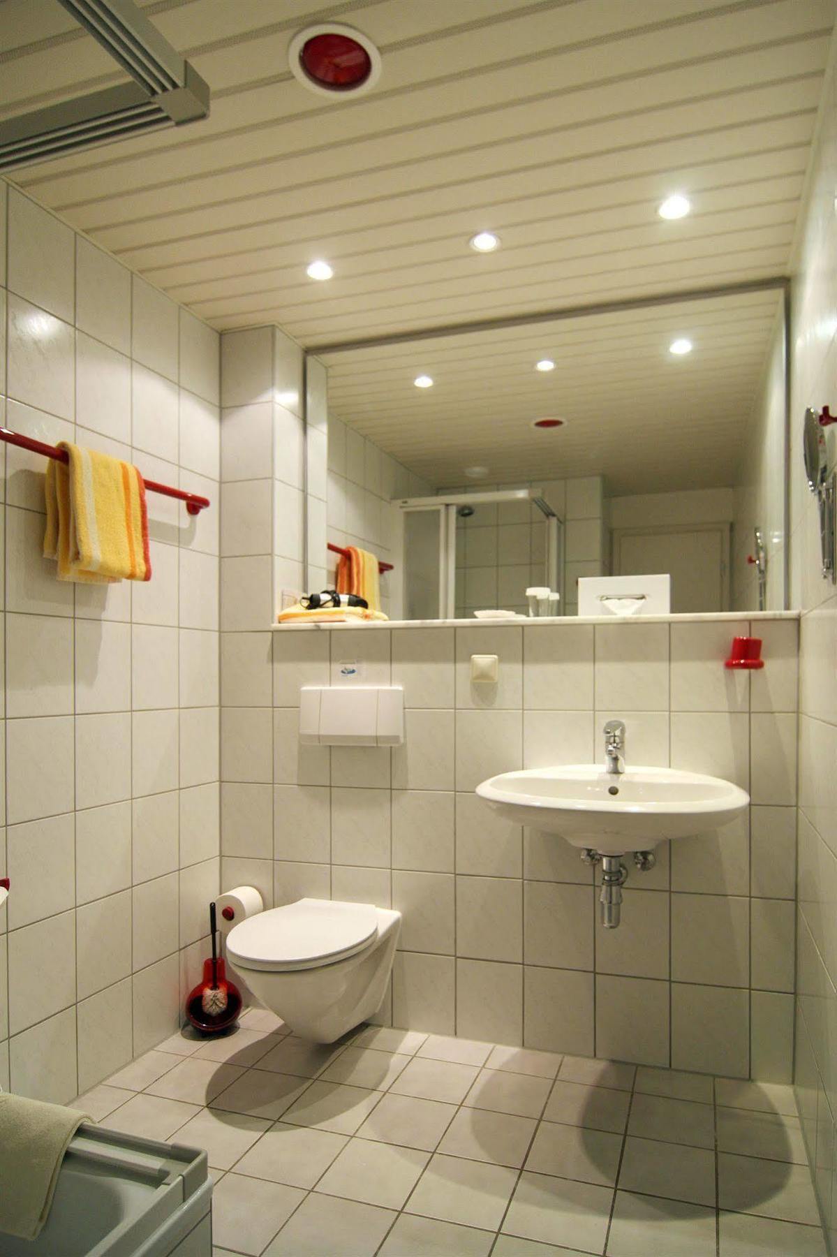Maerkischer Hof 3*